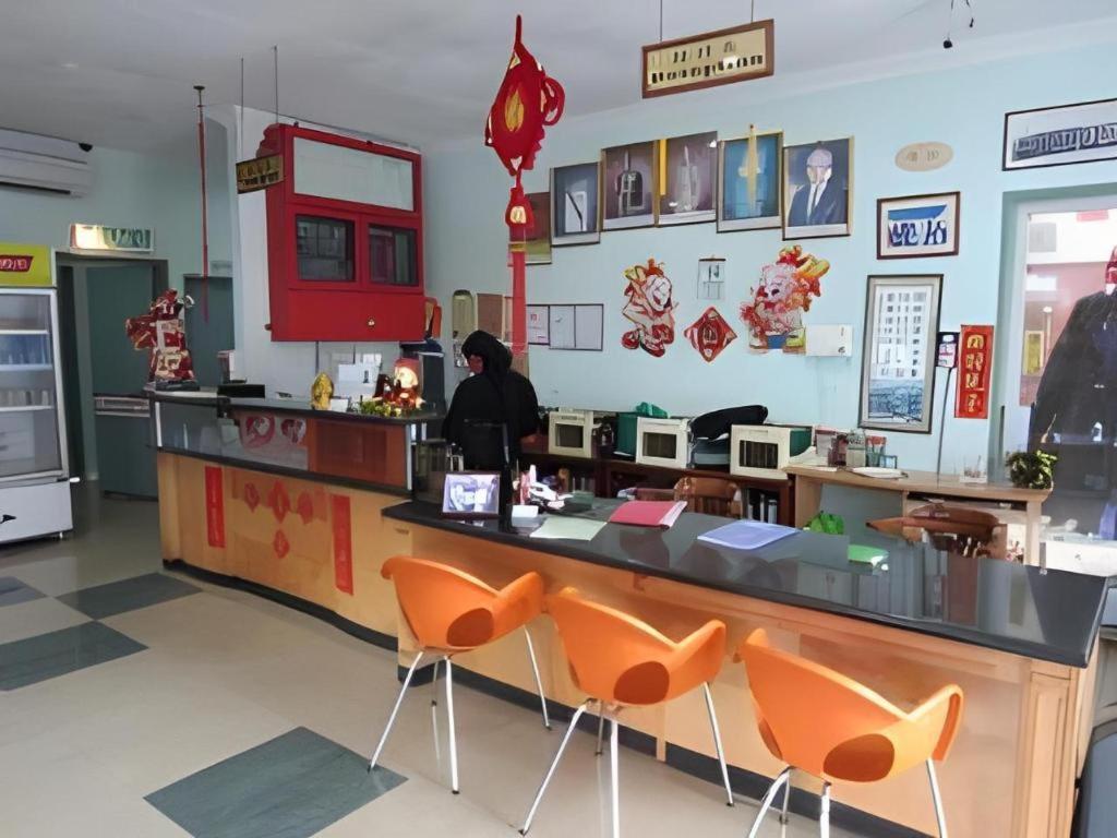 Hotel Hung Hung Kuching Extérieur photo